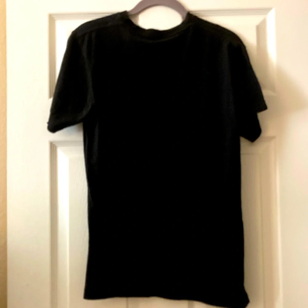 Harry Potter Hogwarts School of Witchcraft & Wizardry -  Black Tee - Picture 3 of 6